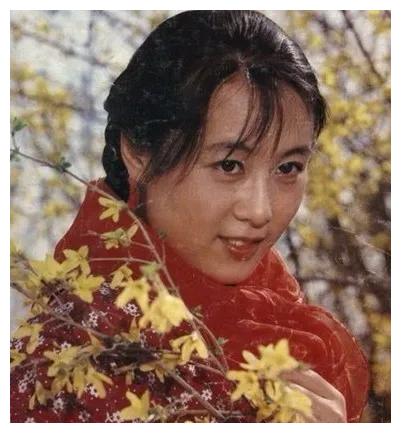 好命的吴玉芳:21岁拿影后,当红时嫁运动员,夫妻恩爱32年惹人羡