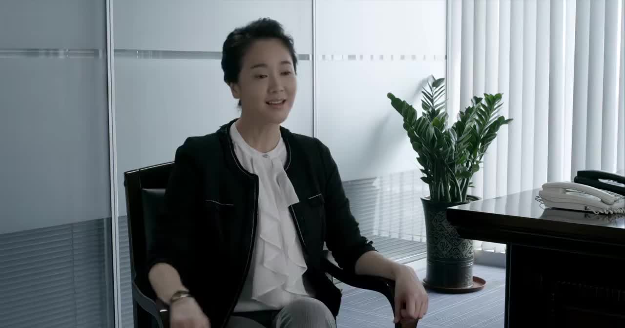 爷们儿左小青提出帮曹放升职意欲日后再利用