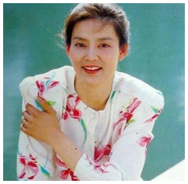 俞小凡|琼瑶|夏萍_新浪新闻