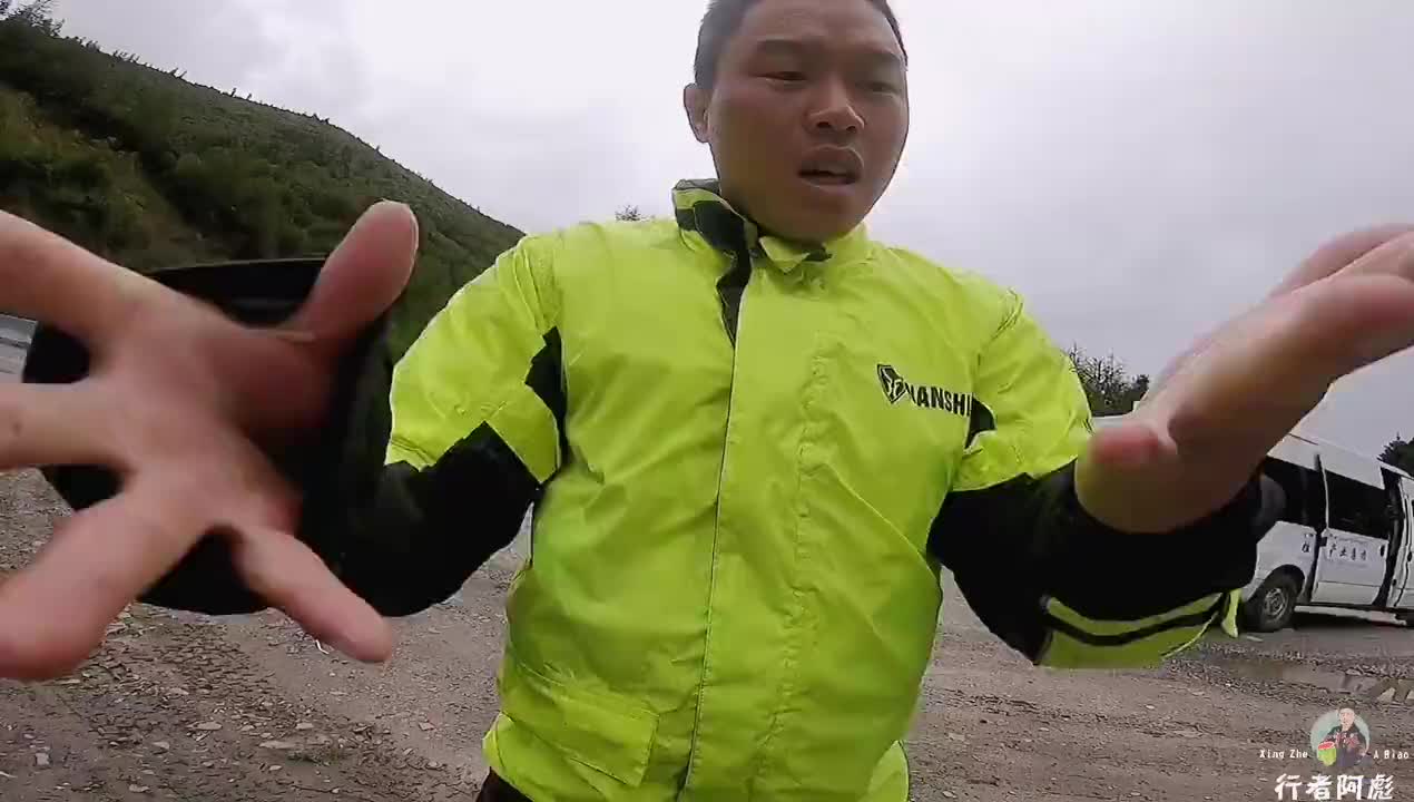 一天经历四场雨,骑本田190进藏,真是够挑战的!