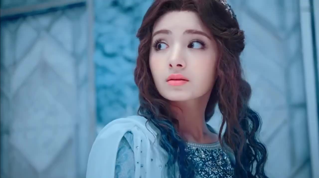 岚裳想要破坏樱空释的小冰核怎料一看冰核岚裳笑喷了