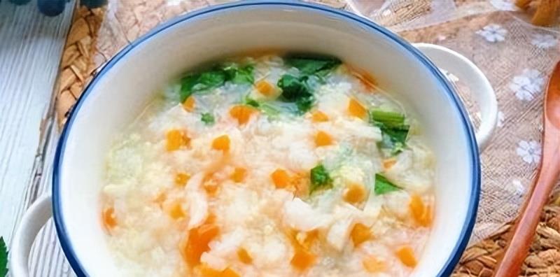 营养早餐粥-推荐168:菠菜牛排胡萝卜粥