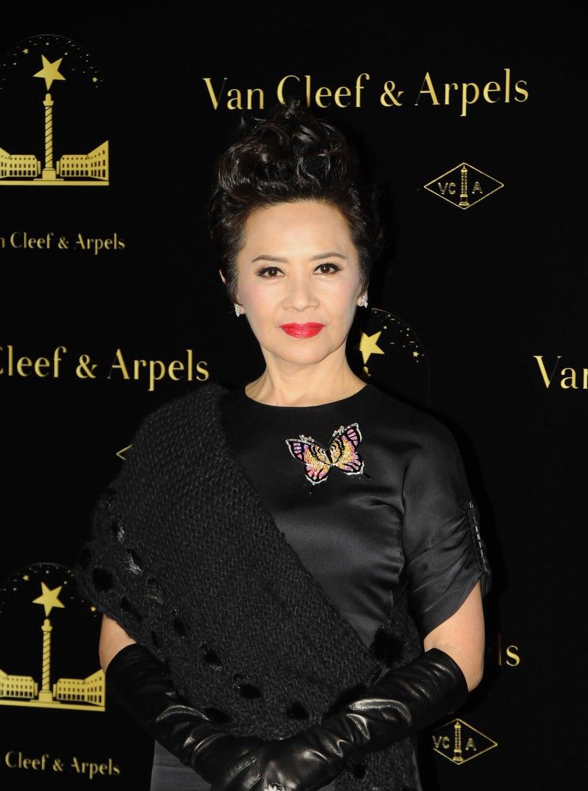 叶德娴,一生已经拿下无数奖项,成就非凡,她是刘德华的干妈!