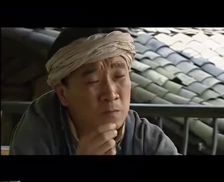 王保长新篇王保长叫驼子帮他跟地主要债只给驼子三百真坑