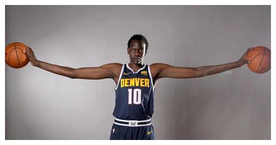 身高臂长有投篮,两场砍31分13板,球迷:根本拦不住|掘金|波尔|投篮