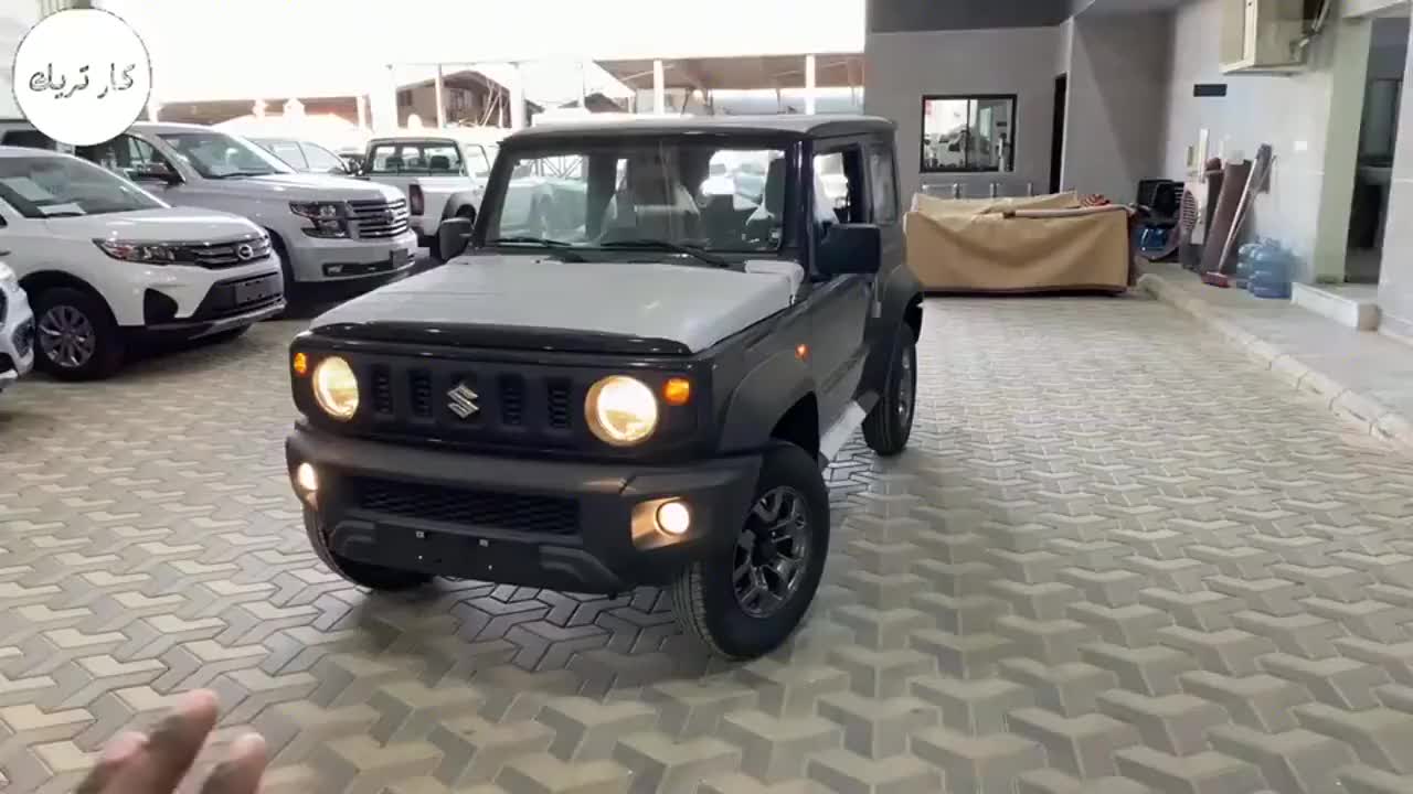 2020款铃木吉姆尼到货近距离了解外观内饰给个不买的理由