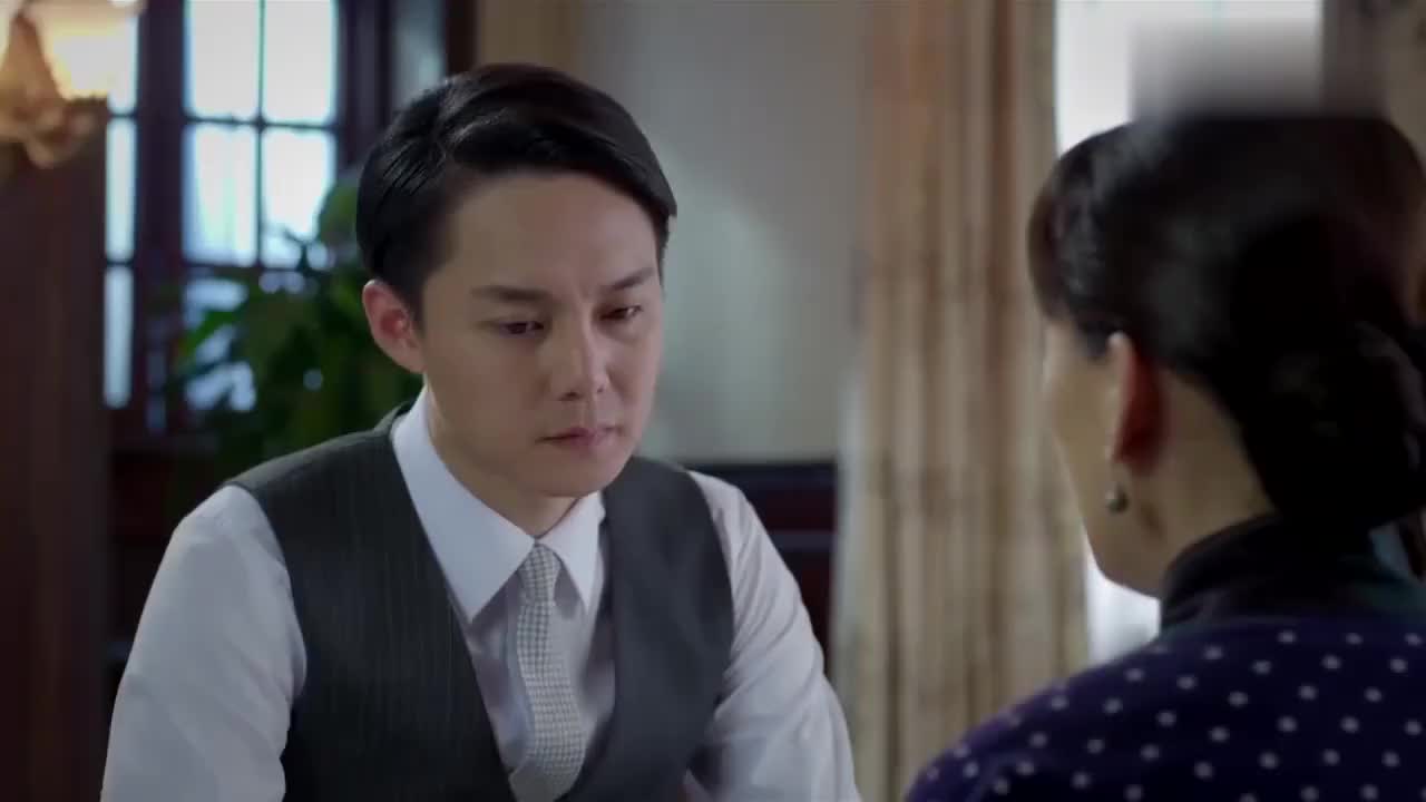 麻雀苏三省告诉姐姐自己其实是个卧底想让姐姐能理解自己