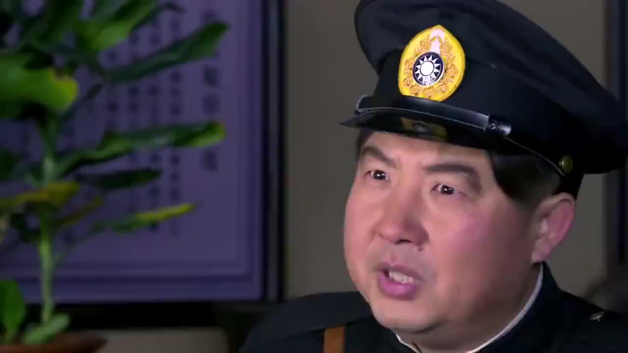 大秧歌吴江海有办法对付保安队谁不往前冲开枪打谁