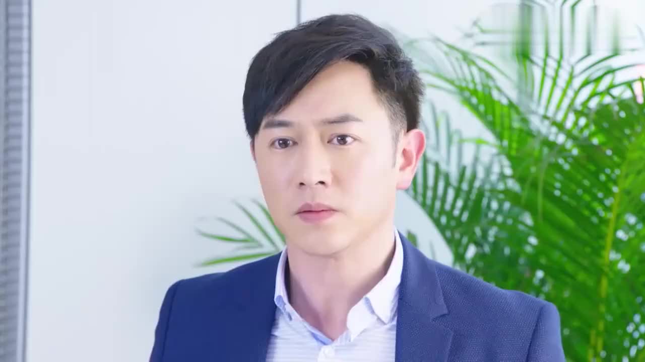 我们的千阙歌傅轶则被凌云影响吃了枪药似的见谁对谁发脾气