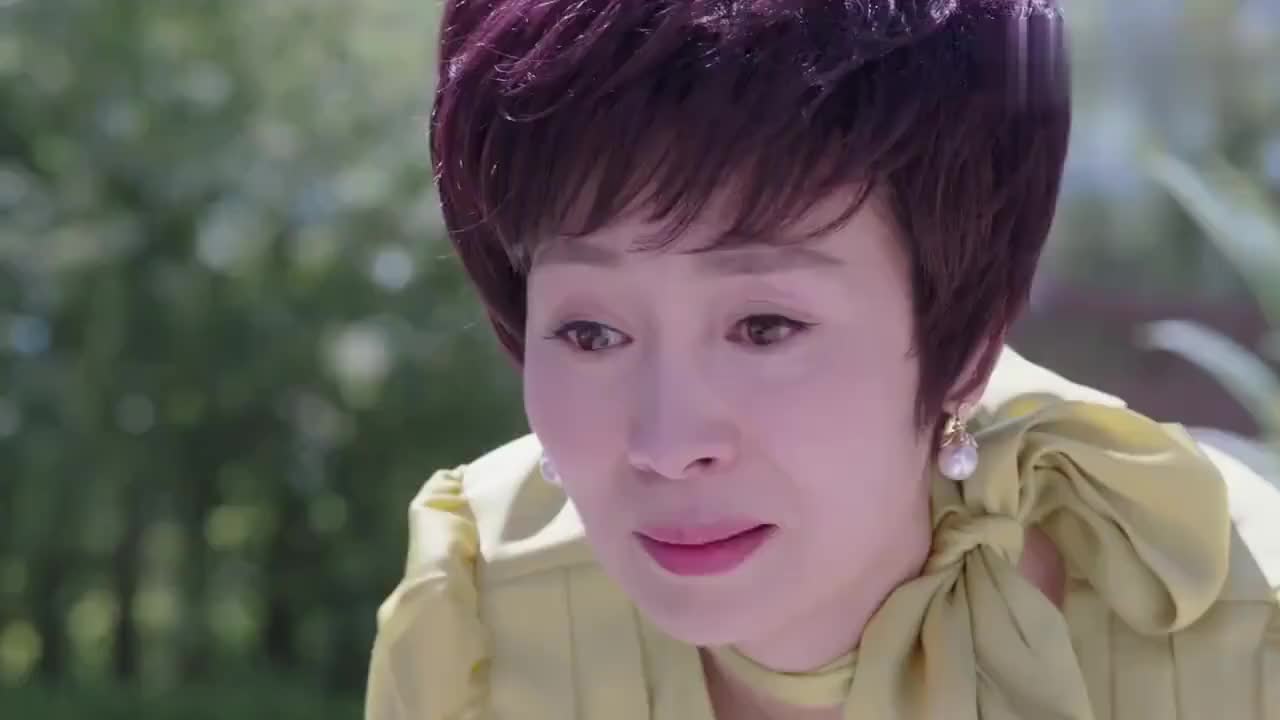 秦樱素告诉母亲双胞胎妹妹没有死母亲泪流满面