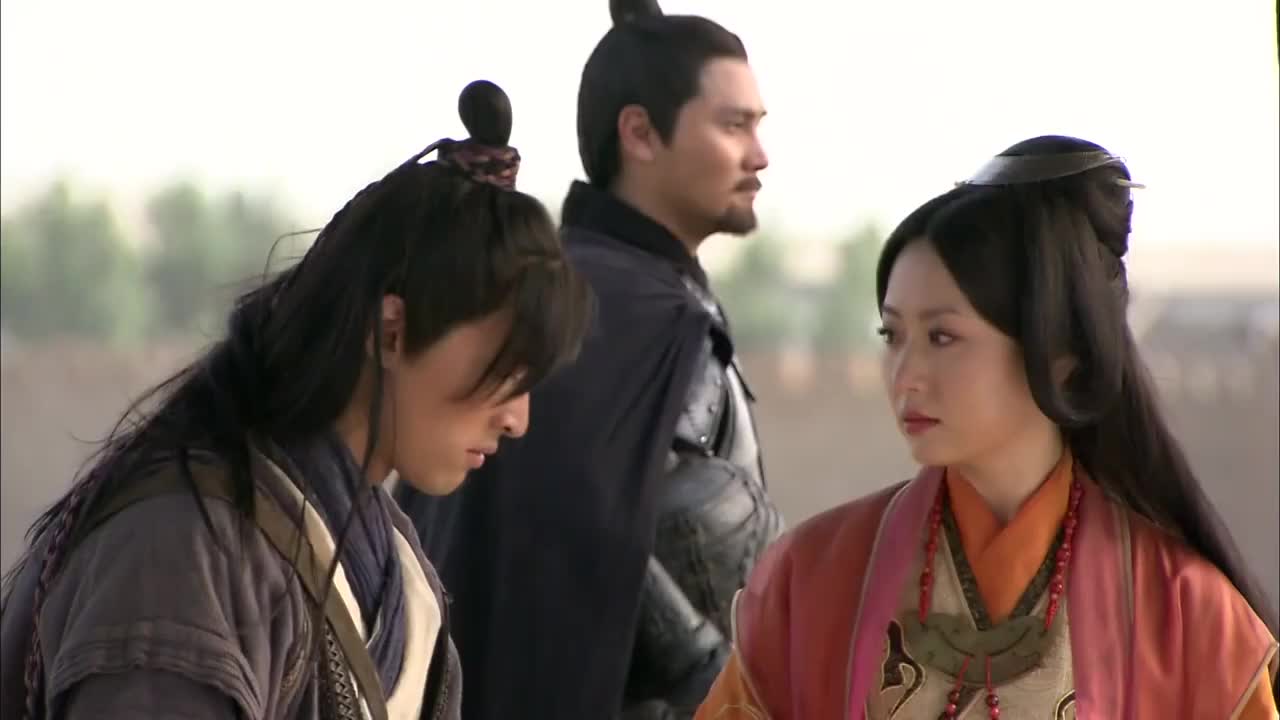 神话：玉漱公主一袭华服入秦，美艳绝伦，终究还是屈服了秦始皇！_新浪新闻
