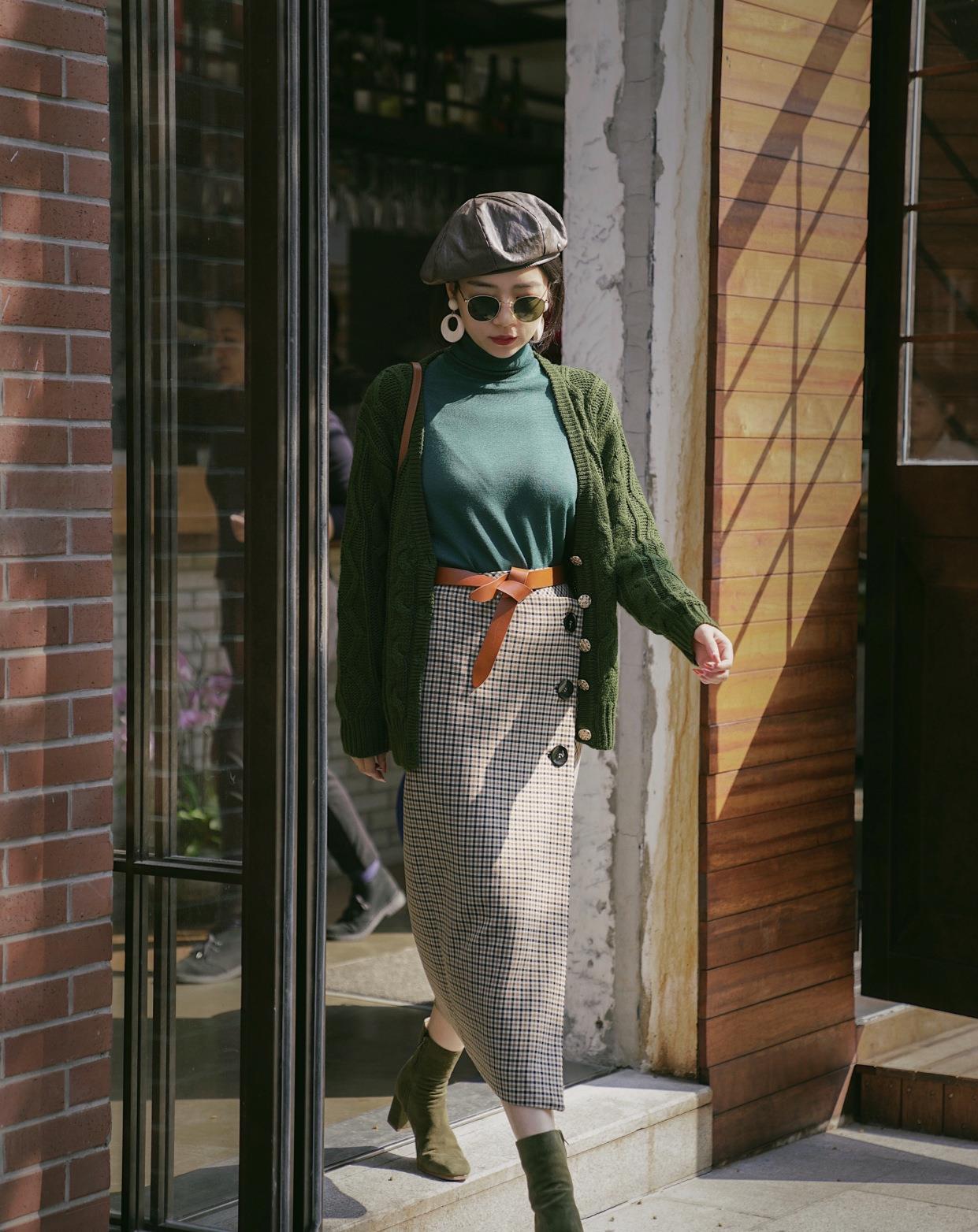 快看三木的7套毛衣搭配,优雅又知性,好美!