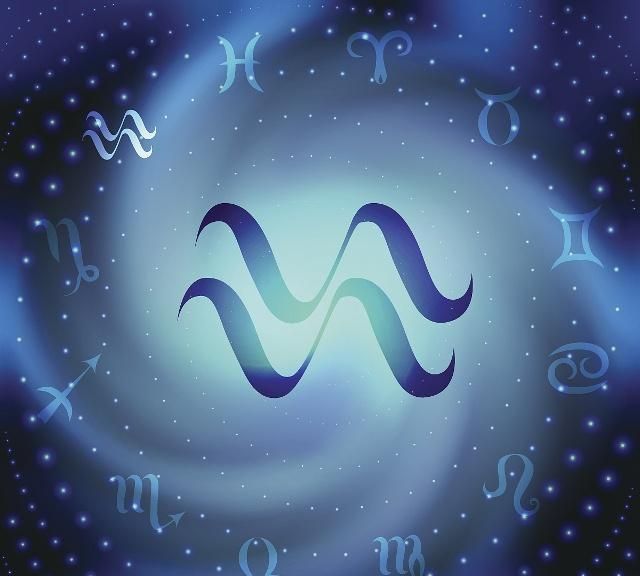 五月份水瓶座爱情运势比较复杂