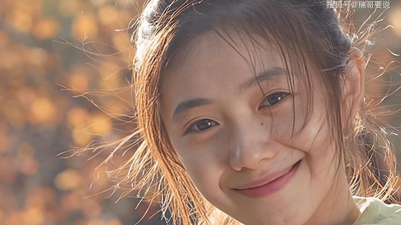 yoyo《送你一朵小红花》送董宇辉，应景又心酸，听完满是感慨