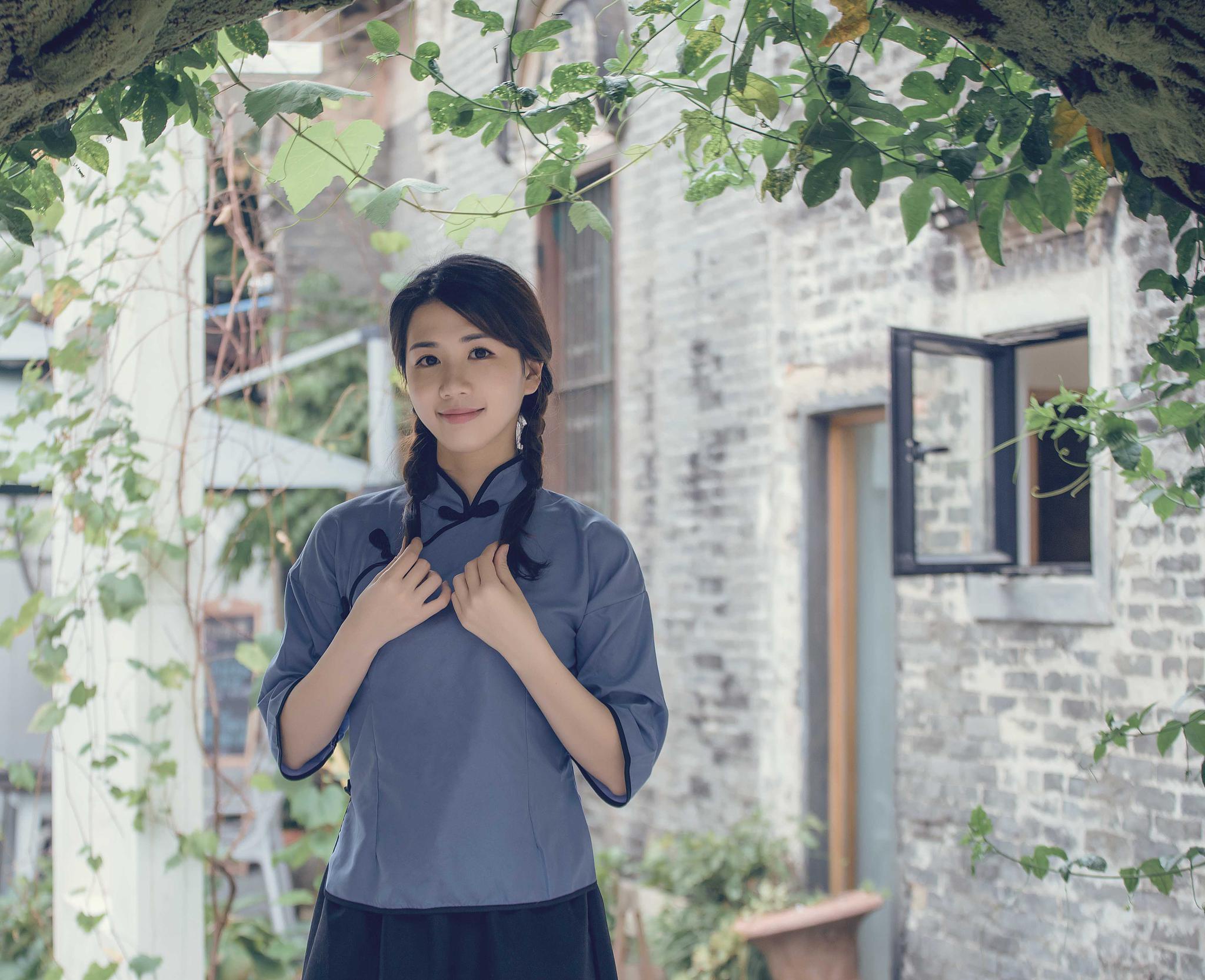 高颜值可爱的民国少女,两年前的作品!