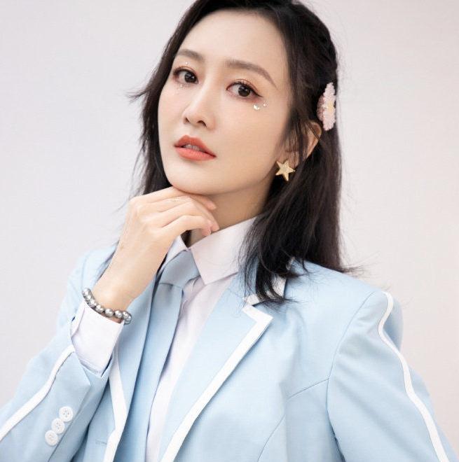 王鸥,天蓝制服,清纯甜美,好身材