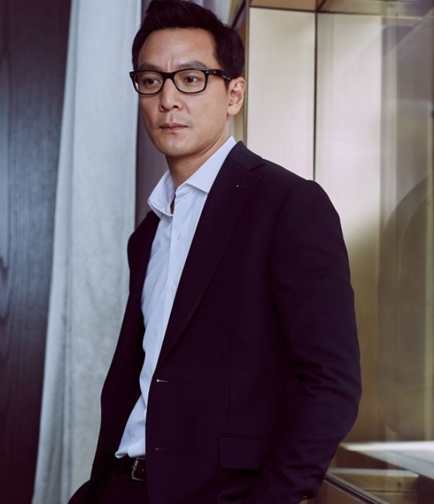 该嫁的男人!吴彦祖戴眼镜儒雅,年龄渐长更显魅力_高清图集_新浪网