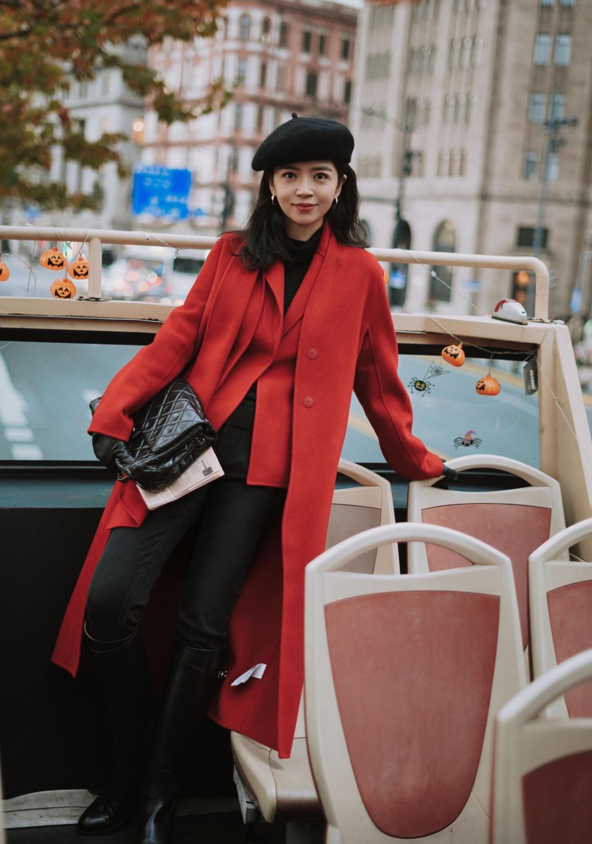 2020的遗憾就让我们在即将到来的2021去弥补,无论是利用时髦穿搭,还是