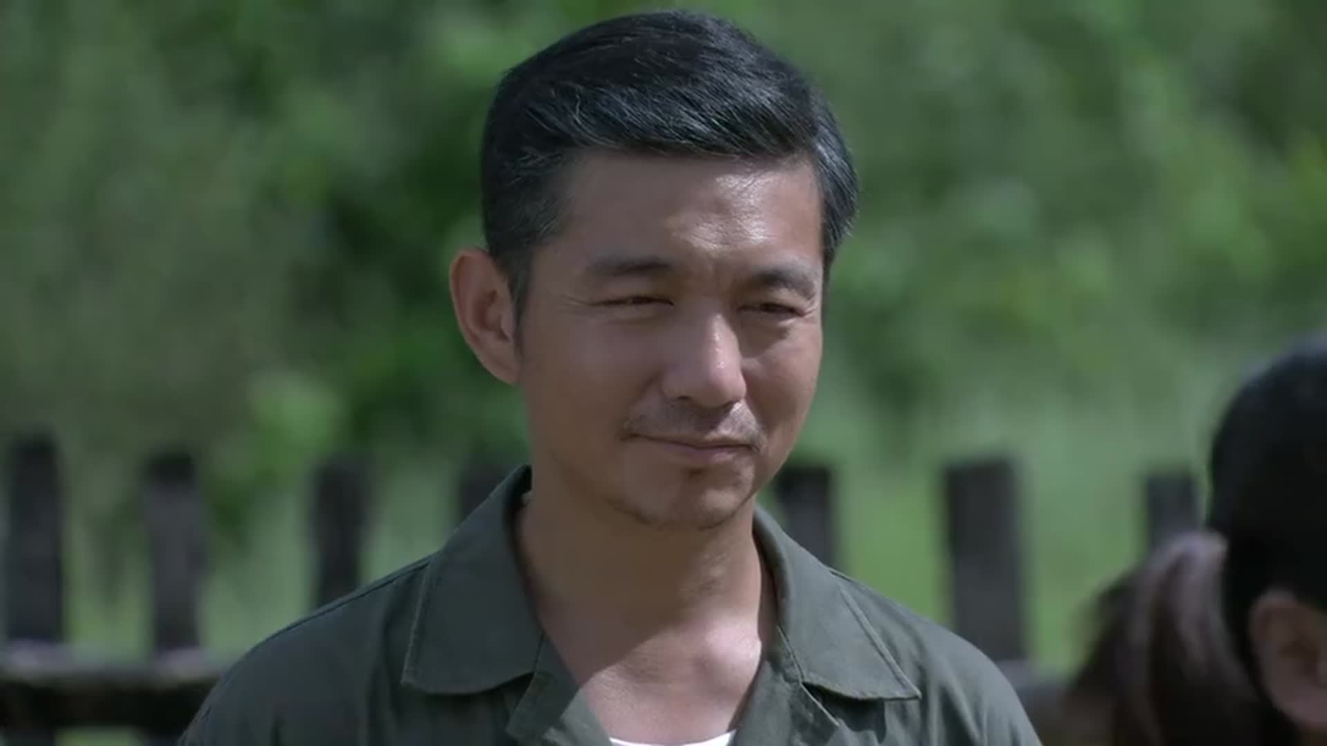 养父的花样年华小雪可算是回家了哥哥姐姐们都很是担心她