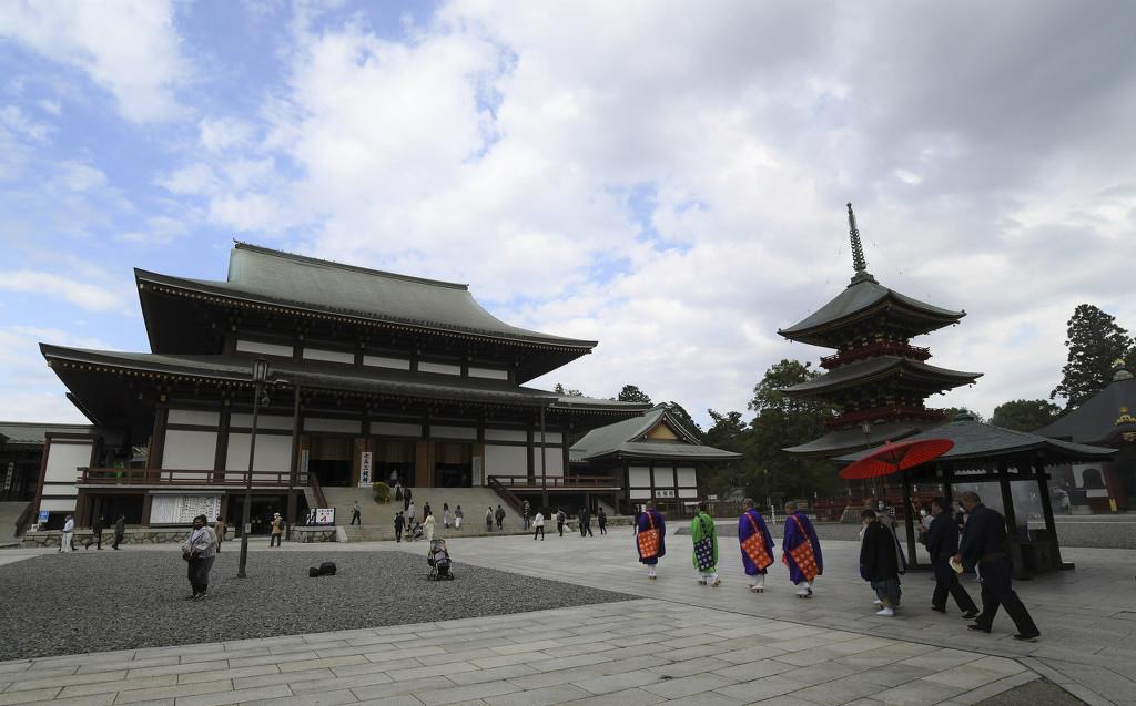 日本成田山新胜寺 领略完整日本文化风情