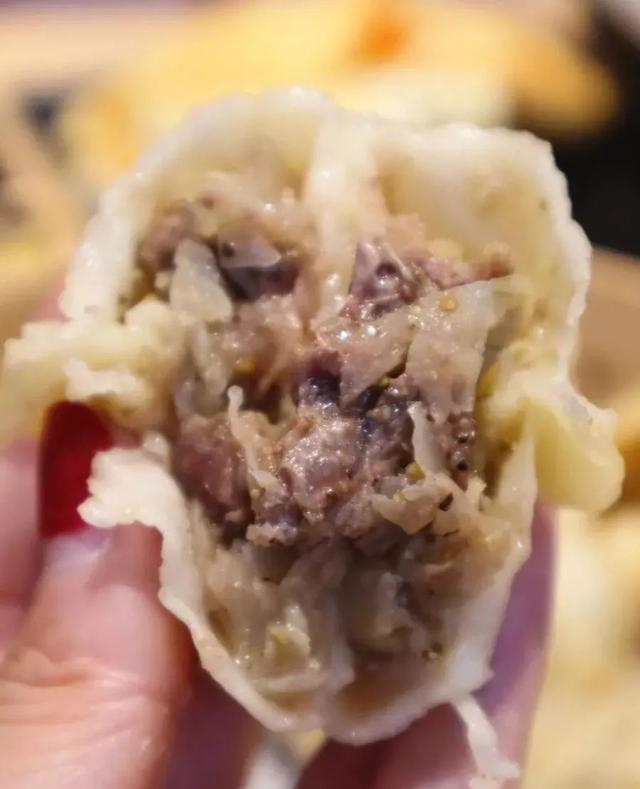 薄皮包子浓郁肉香浓浓的新疆味