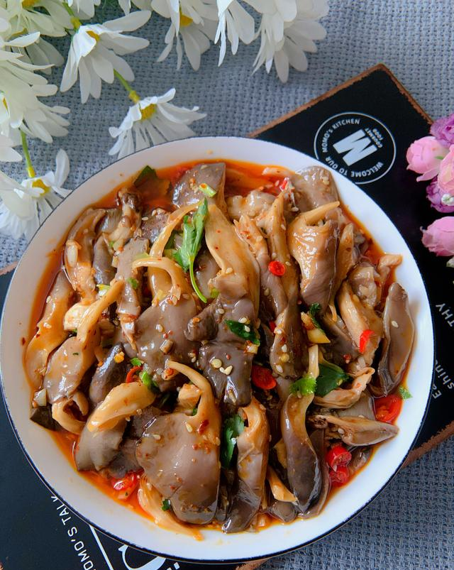 平菇还能这样做不炸不炒不炖香辣鲜嫩开胃天天吃都不腻