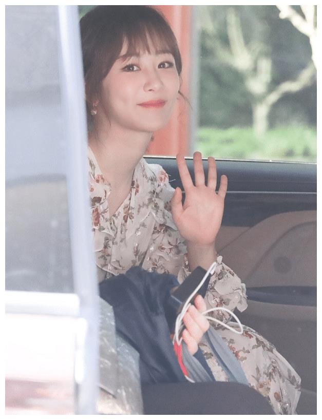 杨紫未修生图流出,当镜头怼脸那刻,美不美不言而喻了