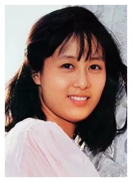 好命的吴玉芳:21岁拿影后,当红时嫁运动员,夫妻恩爱32年惹人羡