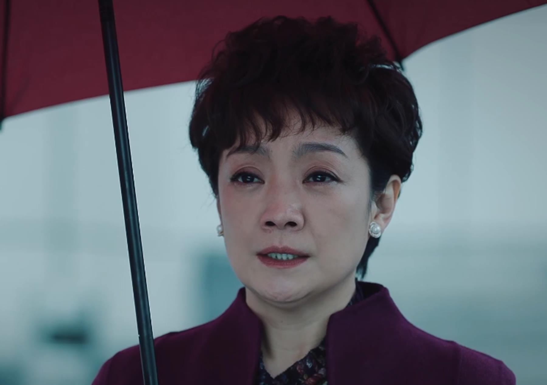 张嘉译是许多男演员们都非常羡慕的一个人|王海燕|张家义|离婚_新浪