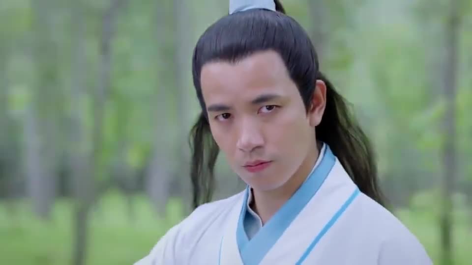 这就是70公斤重的长戟导演敢不用塑料当枪头吗