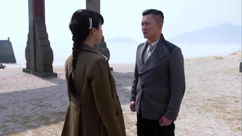 大秧歌吴若云不希望看着海猫留下来送死她哭着和管家离开了