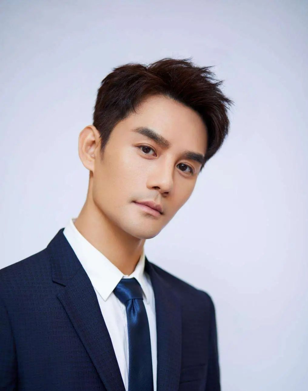 影视明星王凯写真合集:阳光暖男,英俊帅气!