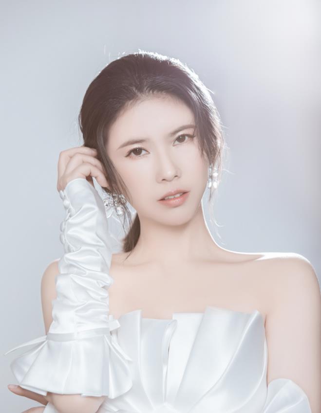 著名歌手叶贝文全新单曲《多年以后的爱情》宛如油画一般美好__财经