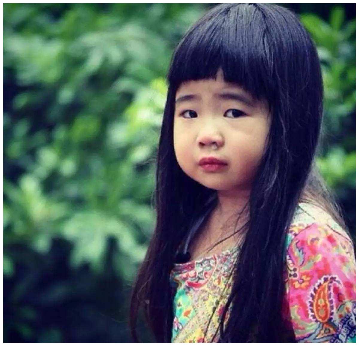 了许多,诺一已经长高了也黑了许多,曾经"丑萌"的姐姐曹华恩(grace),也