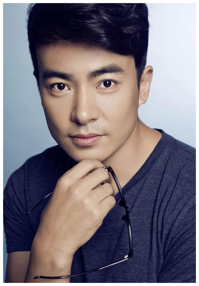 43岁于波出道即巅峰,倾尽所有在北京买两套四合院,如今躺着笑?