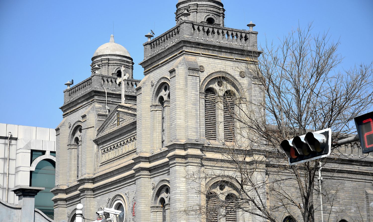 2020古城保定街拍,老城区裕华路的名胜古迹(四)保定天主教堂