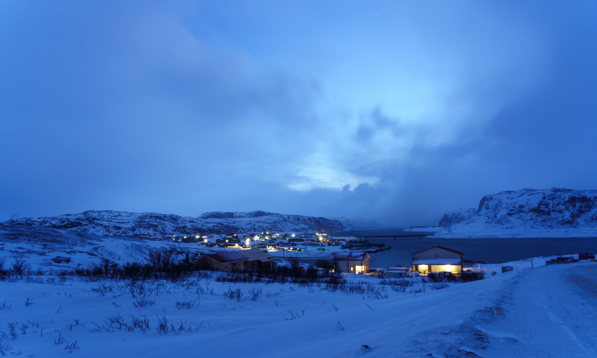 俄罗斯极光小镇捷里别尔卡——世界的尽头,是淡蓝色的童话