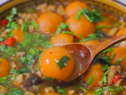 红薯学会这样吃,比红烧肉还过瘾,吃一口就忘不了最后汤汁都不剩休闲区蓝鸢梦想 - Www.slyday.coM 红薯学会这样吃,比红烧肉还过瘾,吃一口就忘不了最后汤汁都不剩休闲区蓝鸢梦想 - Www.slyday.coM