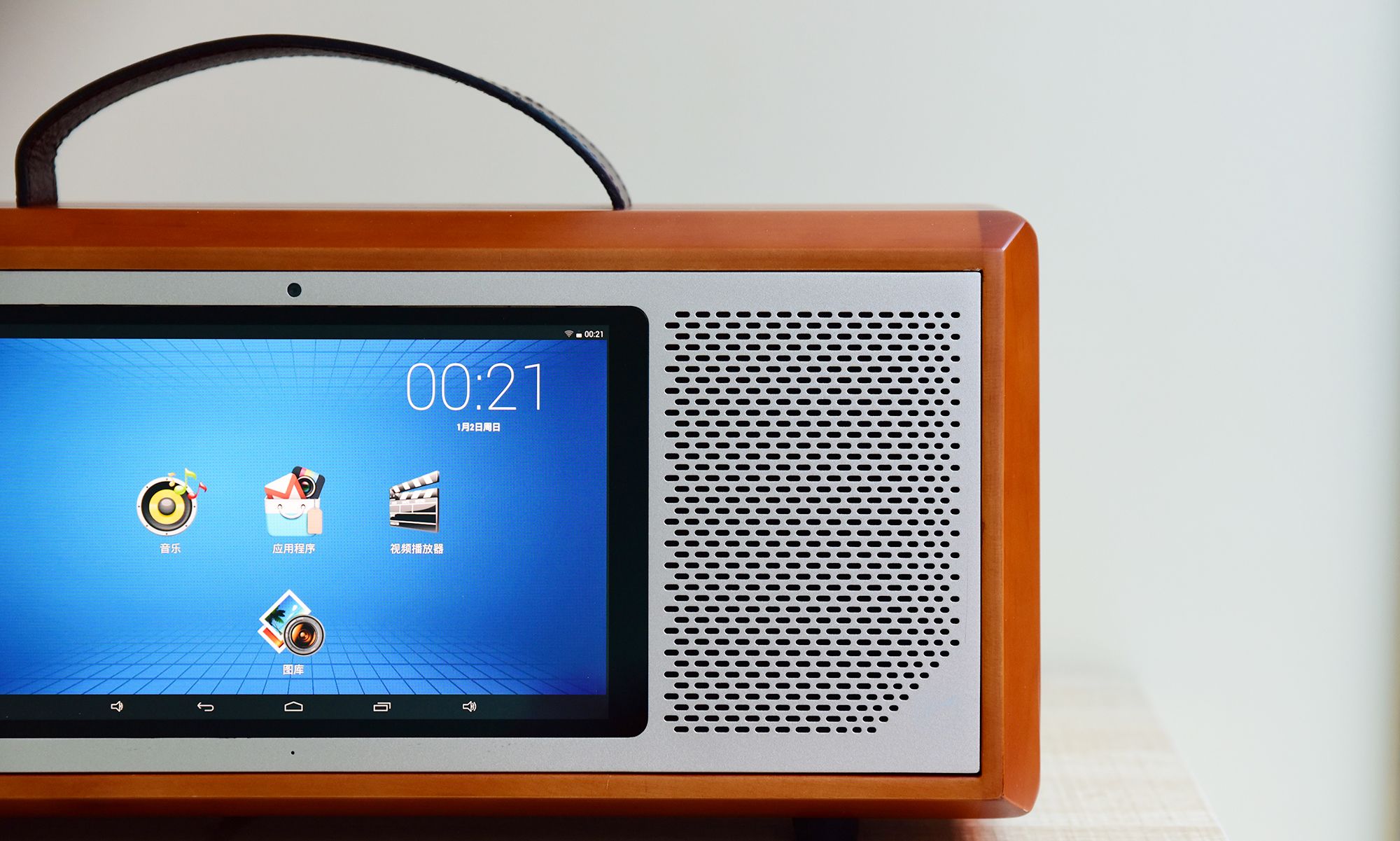 新时代智能媒体中心 惠威mc-200多媒体音箱图赏