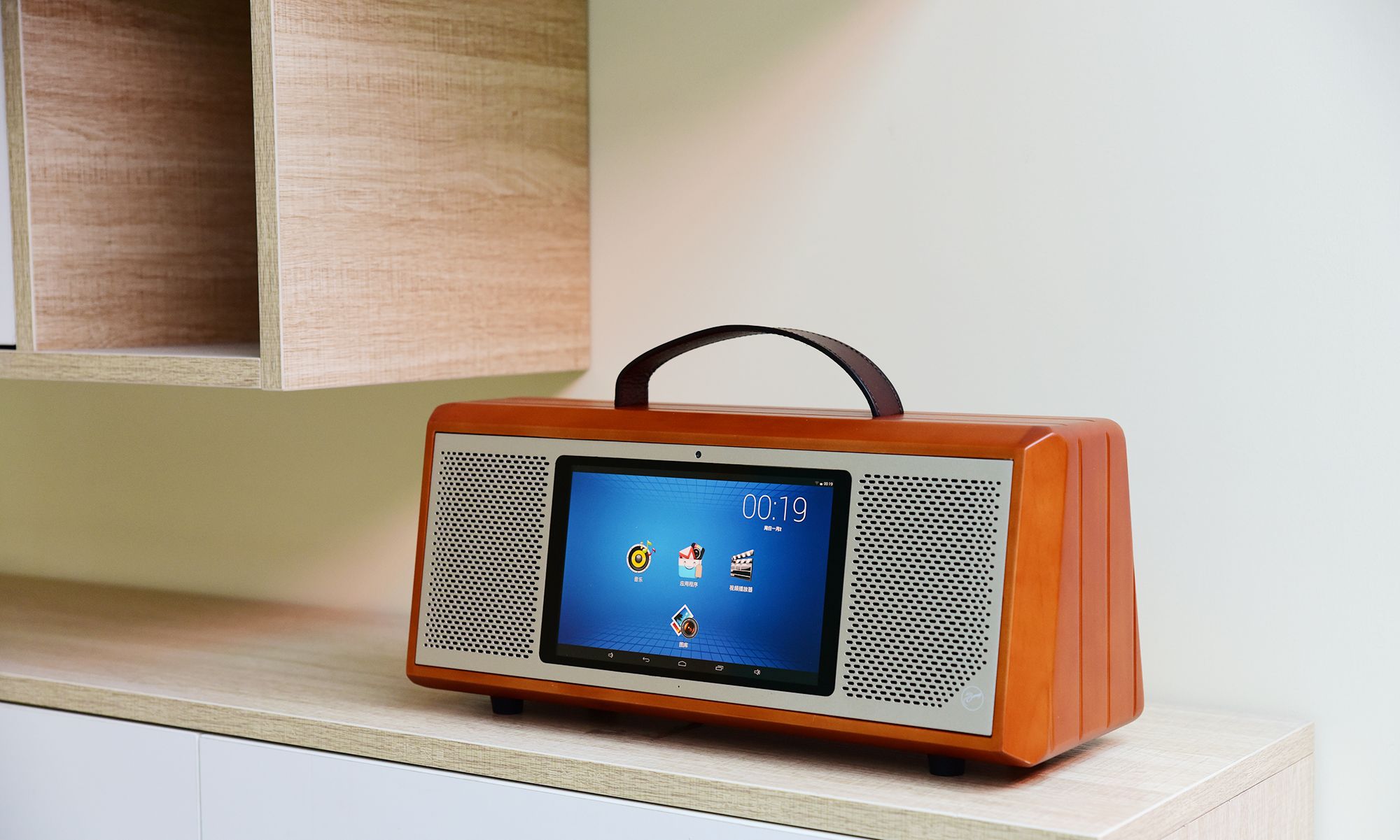 新时代智能媒体中心 惠威mc-200多媒体音箱图赏