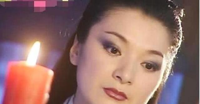 张无忌失去双亲,却有一个非常疼他的师公;杨不悔目睹母亲惨死,却还有