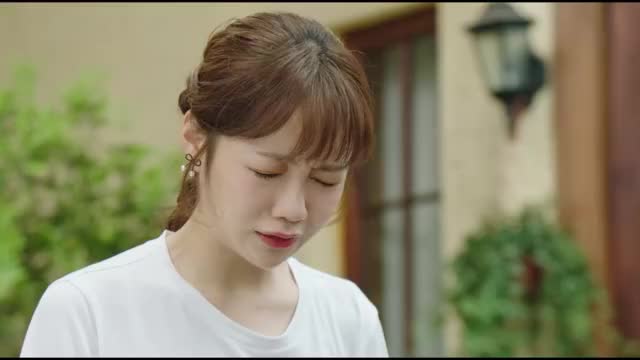 00:00 01:56 01:56 为您推荐: 生活万岁:范语晴示意,董春香如果接受