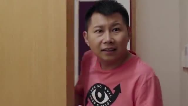 小幸福：没想到竟是服用抗抑郁药物，美女明知是善意也无法接受