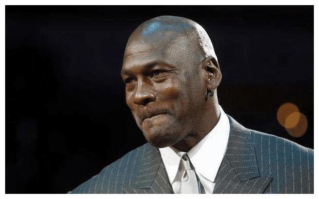 乔丹之后,只有4人真正统治过nba联盟,现役只有一人入榜!