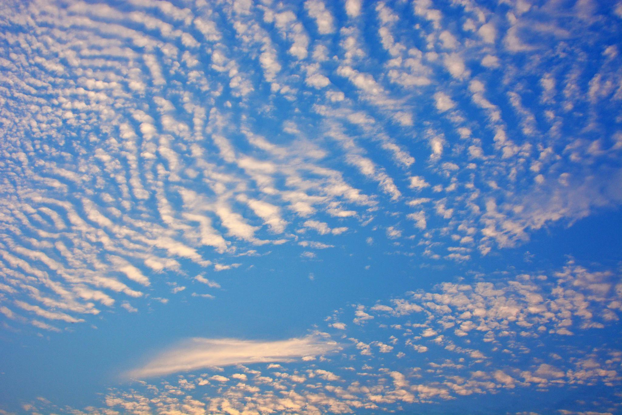 雨后傍晚的云天