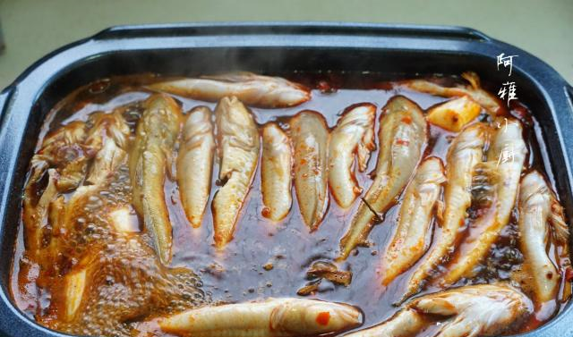 这鱼10块钱20条肉嫩刺少比大骨汤滋补女人和孩子别放过