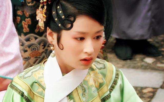 甄嬛传中华妃赏夏冬春一丈红究竟合不合理