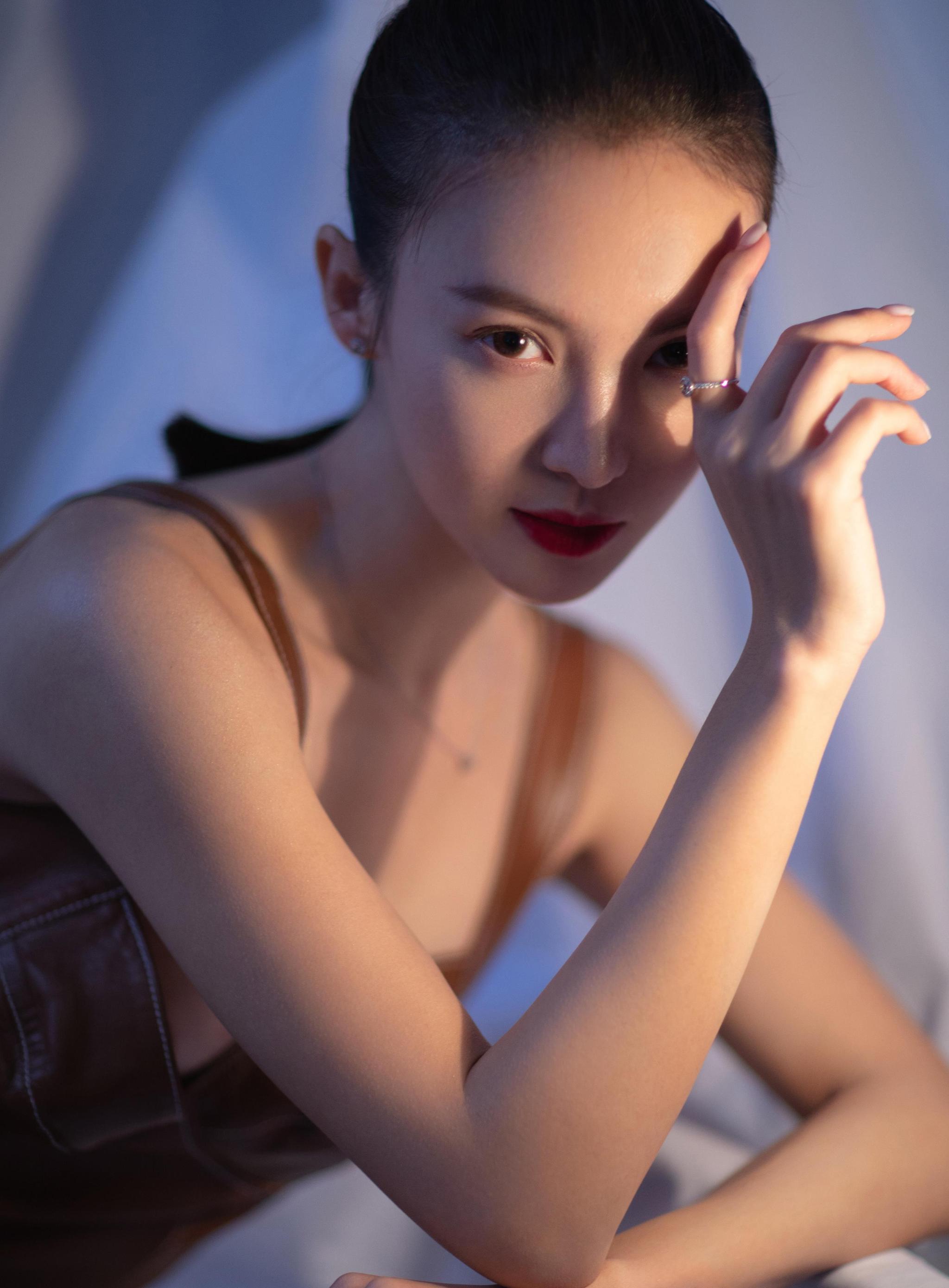 女神金晨:第6272期气质潮流美图欣赏|金晨|美图|女神_新浪新闻