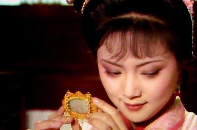 通灵宝玉:一块补天顽石引发的事端|贾宝玉|凤姐|宝玉_新浪新闻