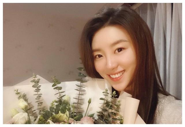 女团出道,靠“林有有”一角频上热搜,张月演技究竟怎么样__财经头条